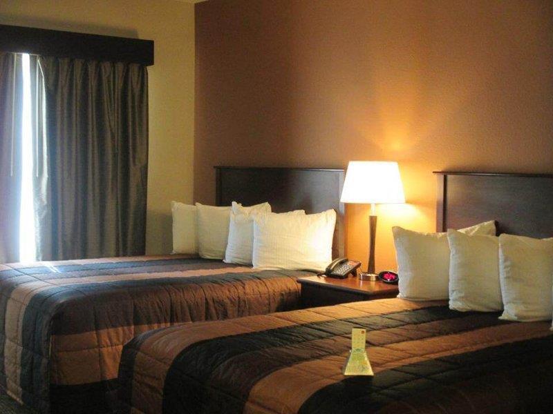 Best Western North Edge Inn Додж-Сити Номер фото